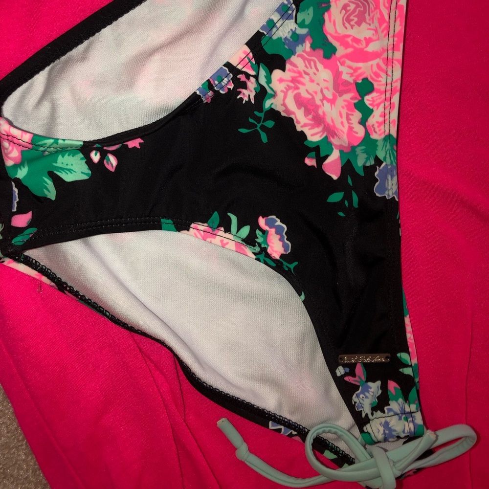 Polo floral bottom tie up sides